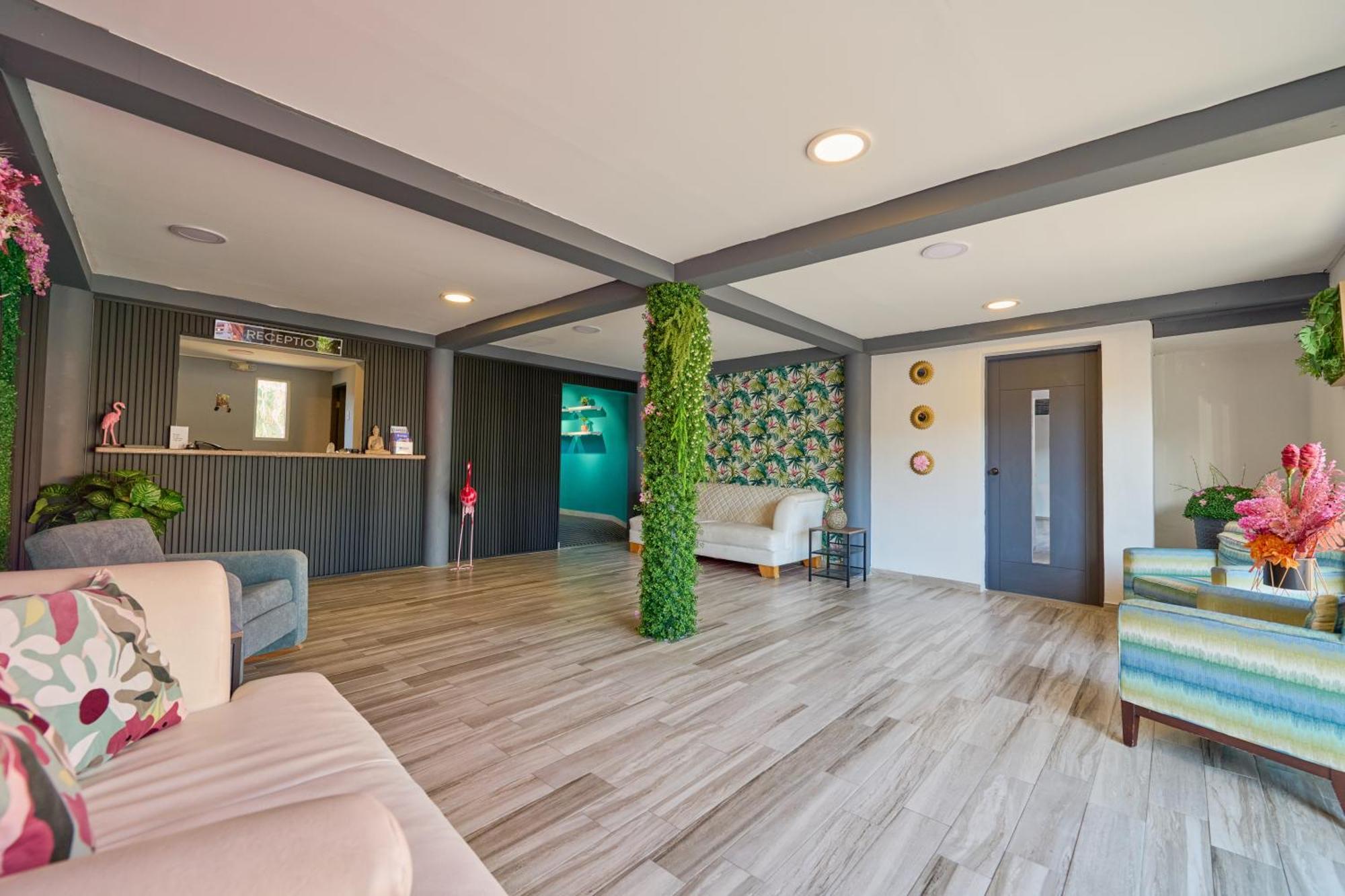 Central Boutique Hotel Oranjestad Luaran gambar