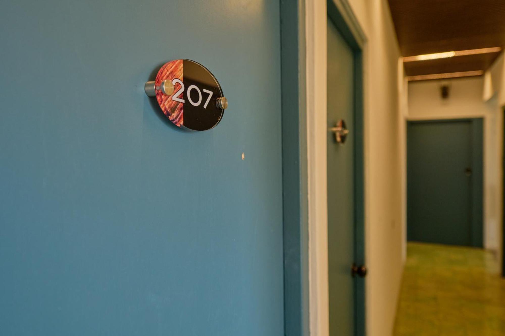 Central Boutique Hotel Oranjestad Luaran gambar