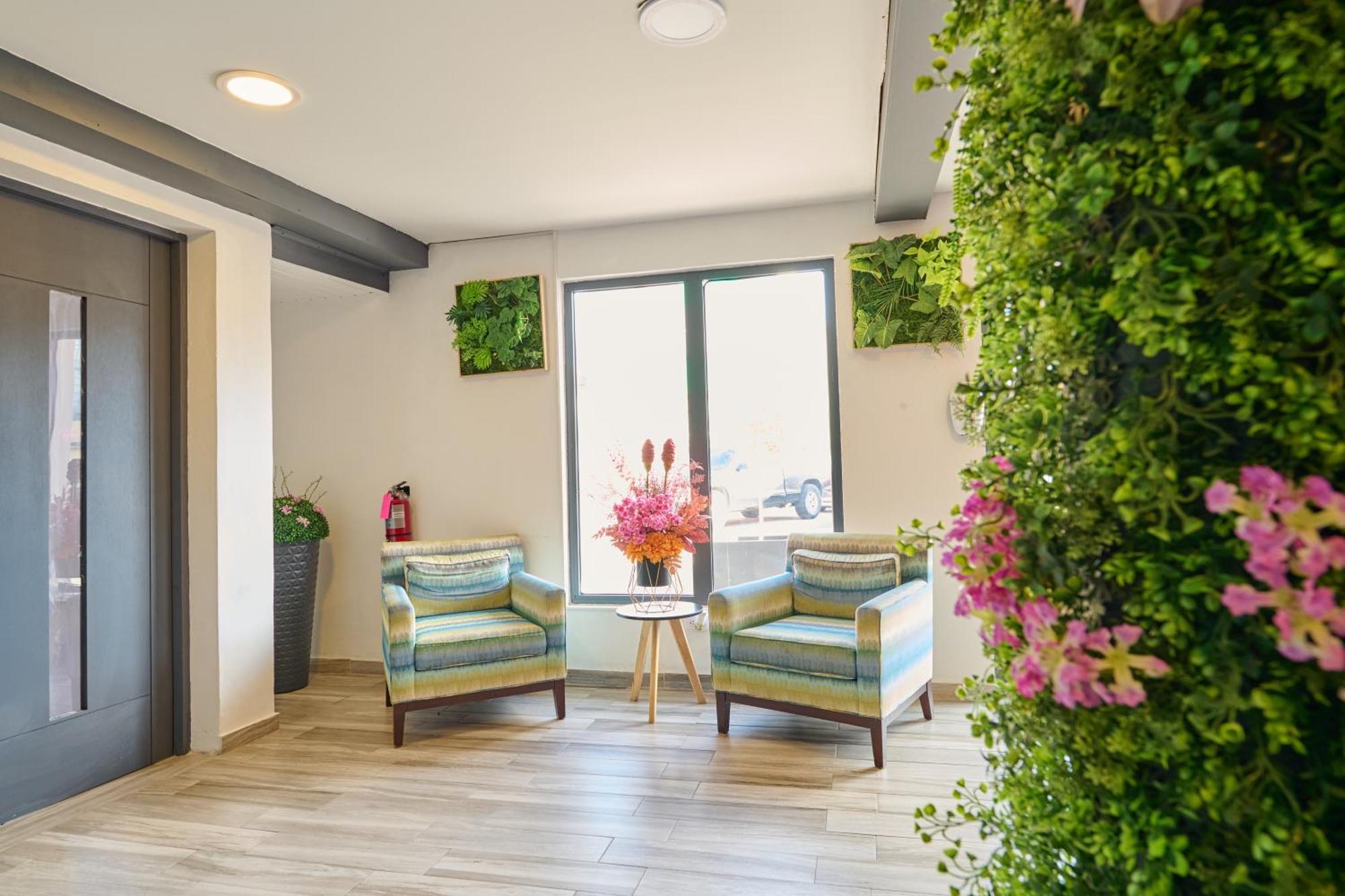 Central Boutique Hotel Oranjestad Luaran gambar