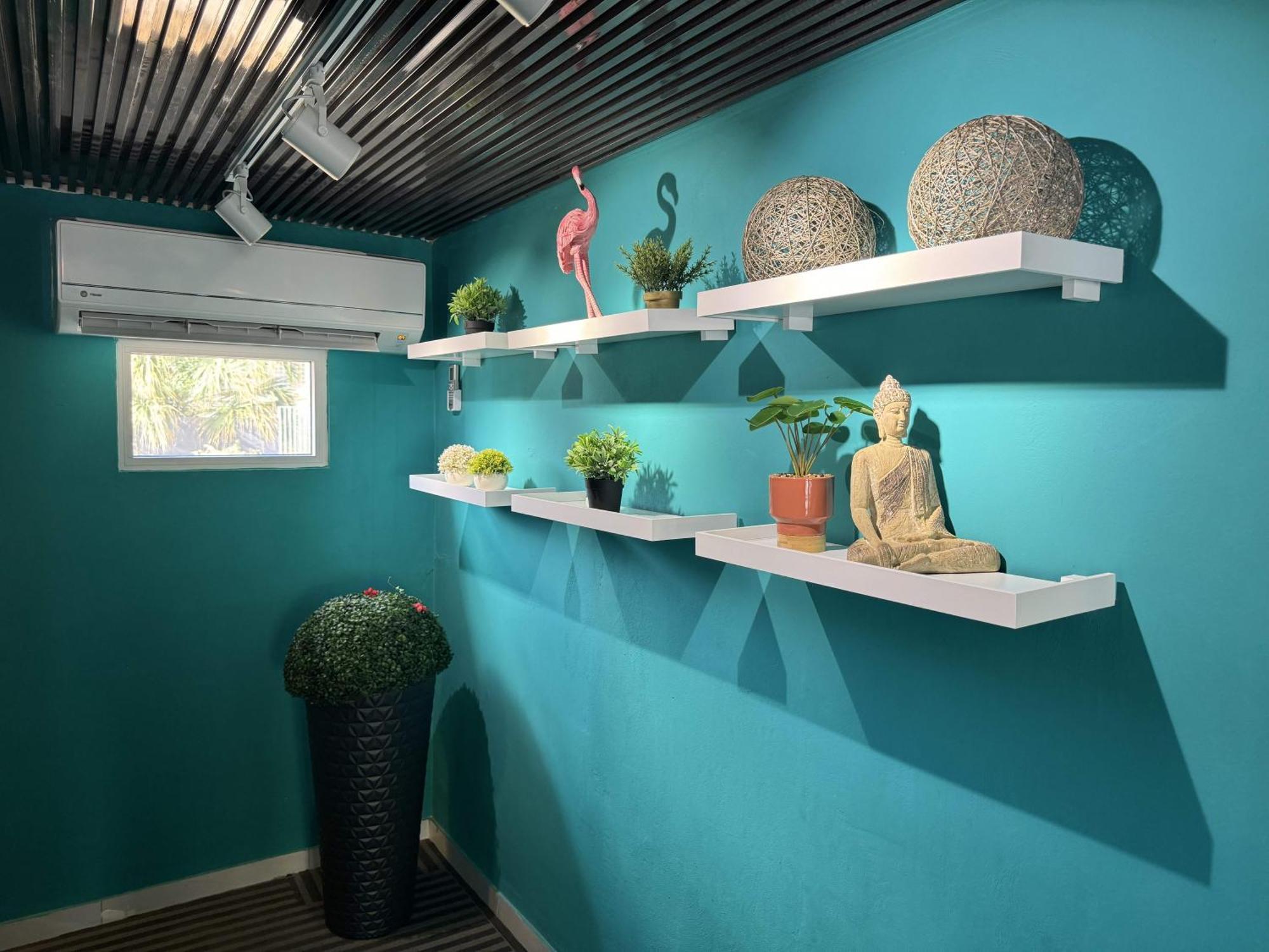 Central Boutique Hotel Oranjestad Luaran gambar