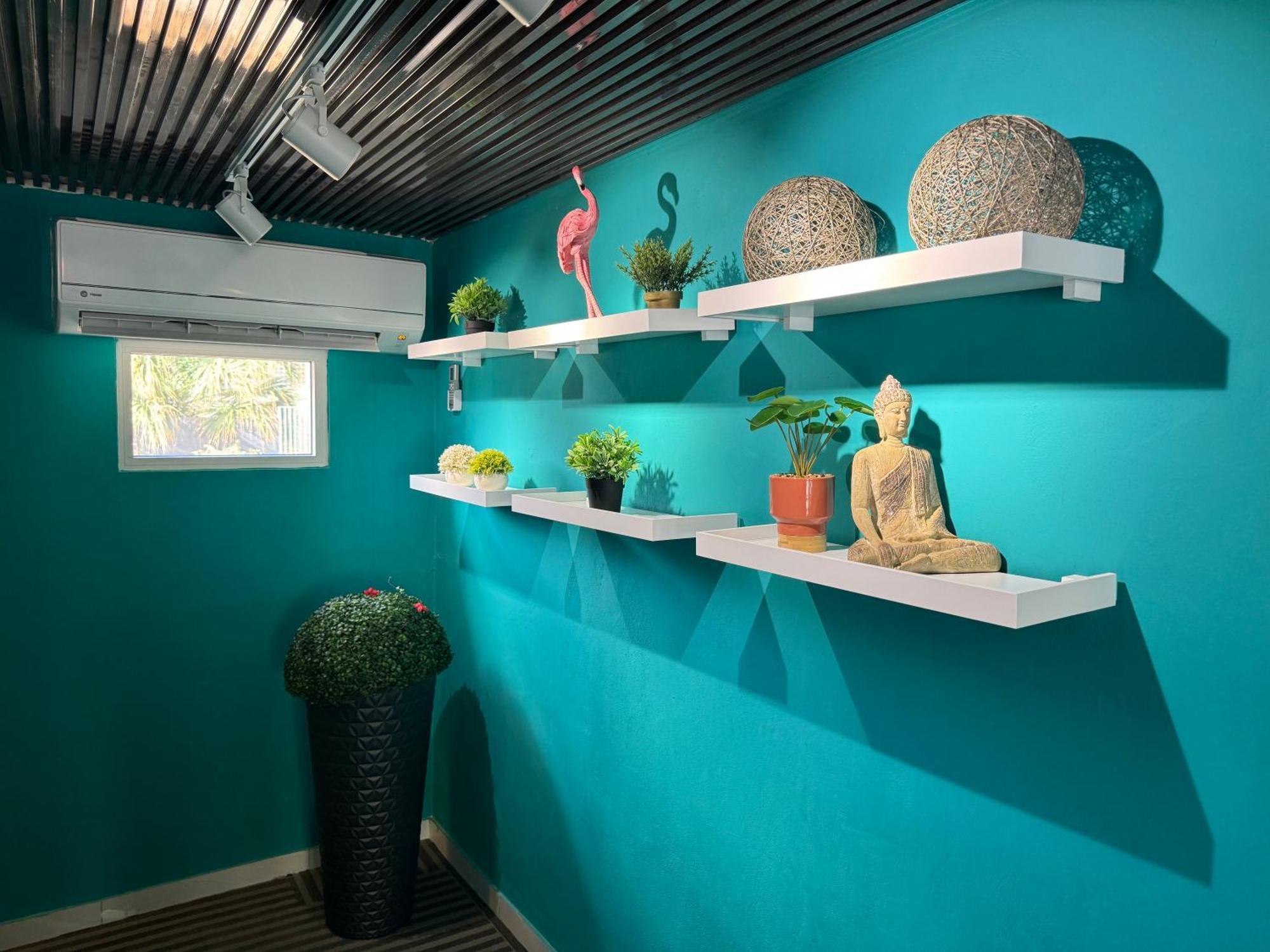 Central Boutique Hotel Oranjestad Luaran gambar
